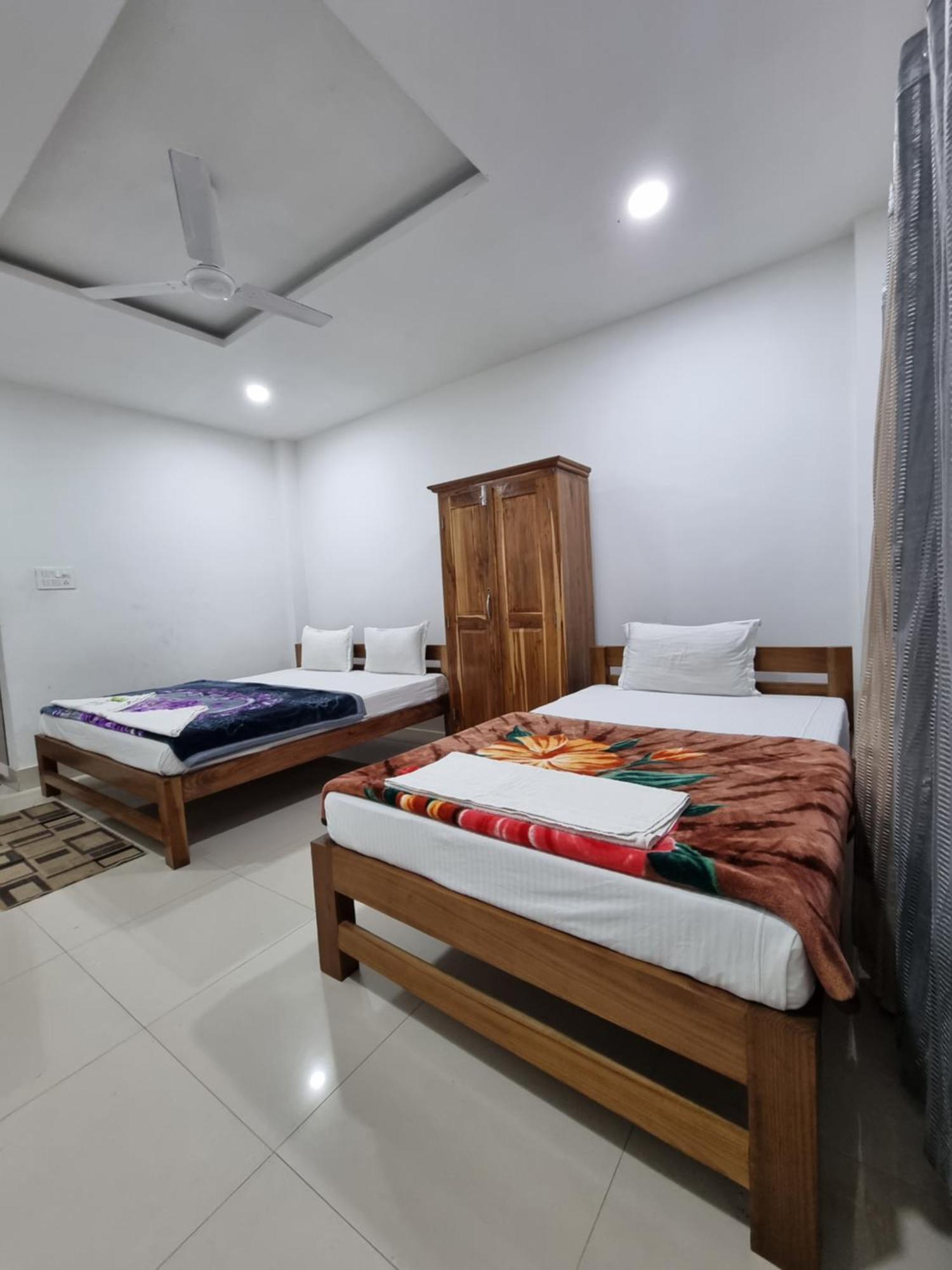 Shivaji Inn Kāziranga 外观 照片