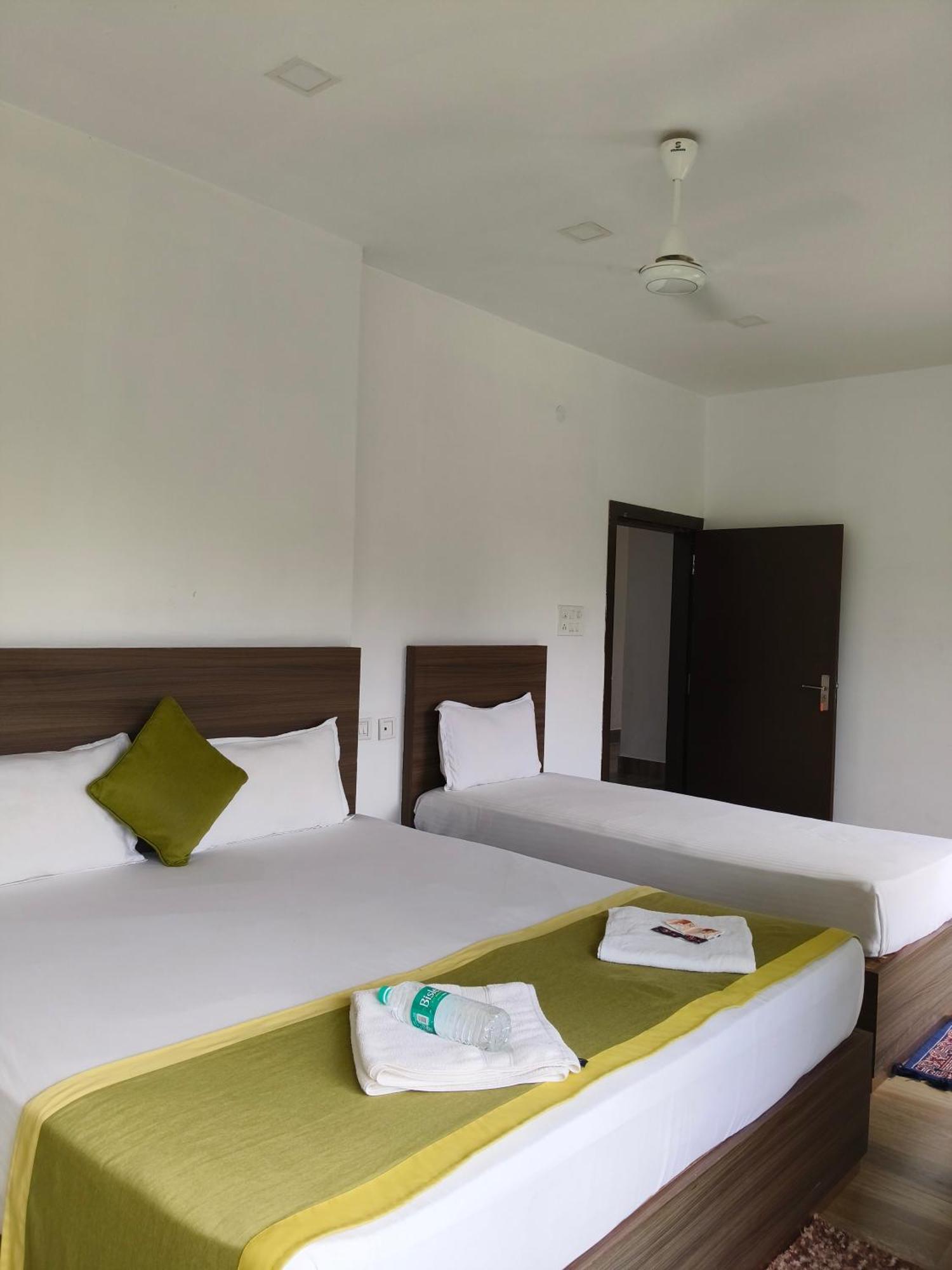 Shivaji Inn Kāziranga 外观 照片