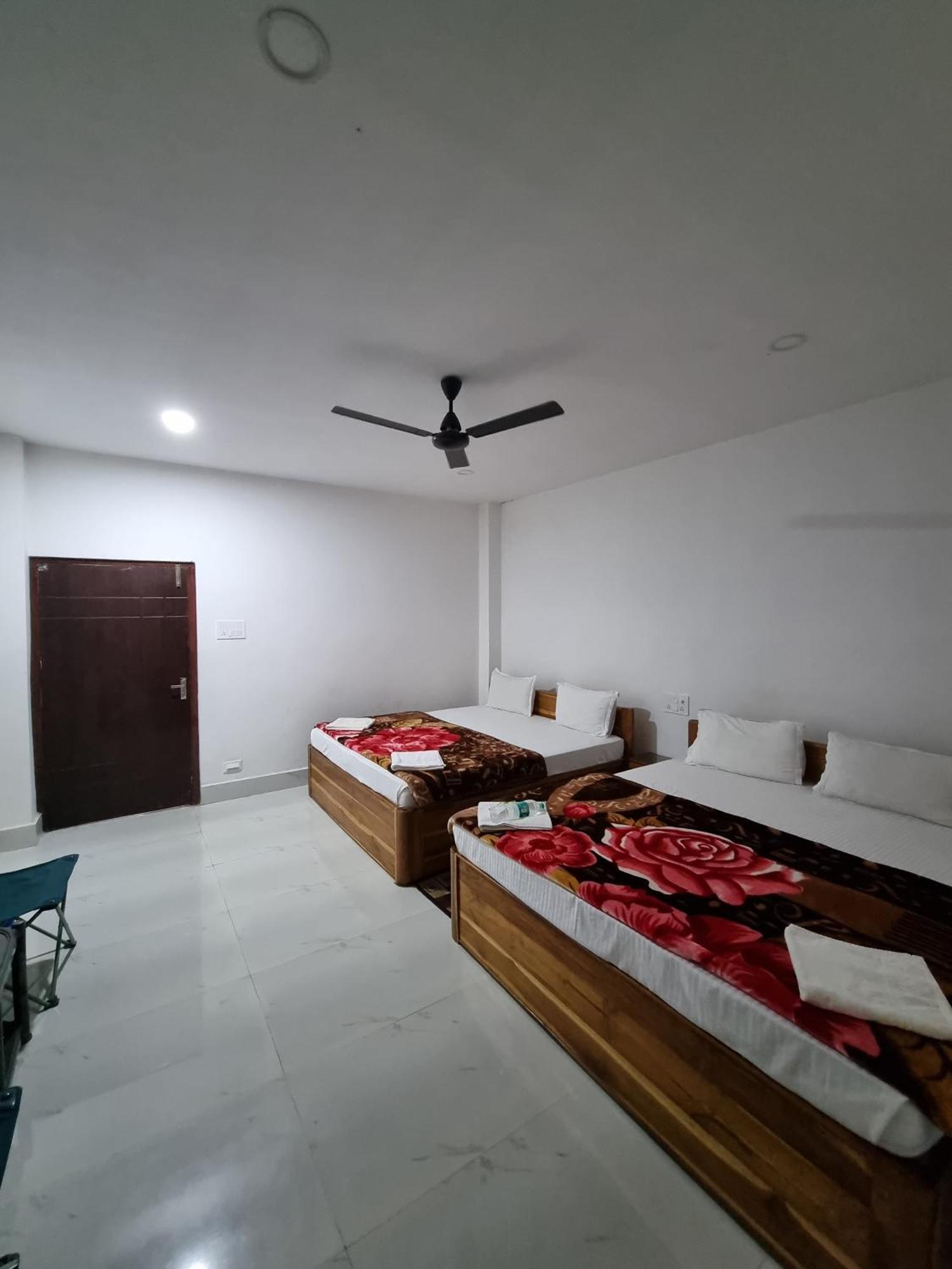 Shivaji Inn Kāziranga 外观 照片
